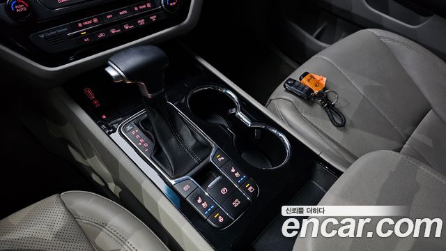 Kia Carnival 9-Seater Noblesse Special 2019 — фото 9