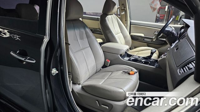 Kia Carnival 9-Seater Noblesse Special 2019 — фото 16