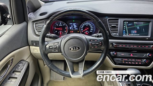 Kia Carnival 9-Seater Noblesse Special 2019 — фото 17