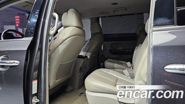 Kia Carnival 9-Seater Noblesse Special 2019 — фото 32