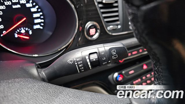 Kia Carnival 9-Seater Noblesse Special 2019 — фото 38