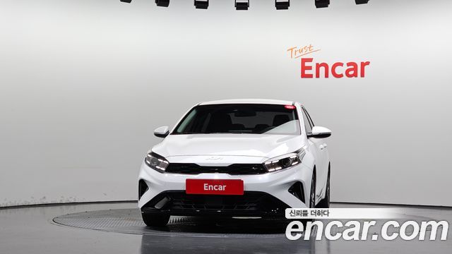 Kia K3 (II) 1.6 Trendy 2023 — фото 3