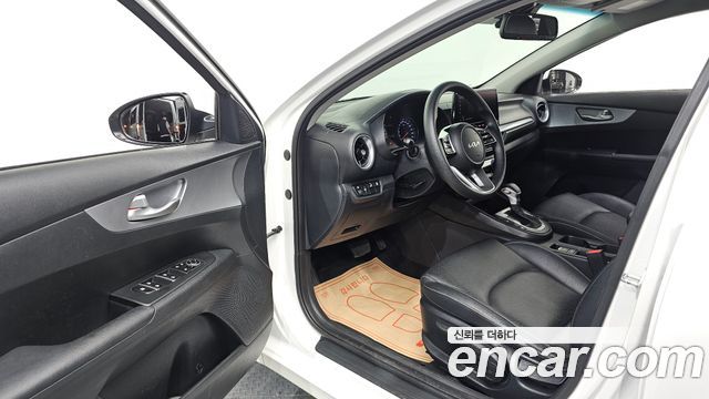 Kia K3 (II) 1.6 Trendy 2023 — фото 10