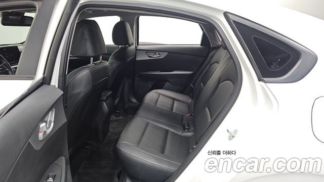 Kia K3 (II) 1.6 Trendy 2023 — фото 12
