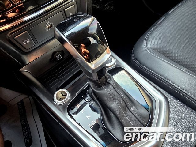 KG Mobility (SsangYong) Very New Tivoli Gasoline 1.5 2WD V3 2022 — фото 10