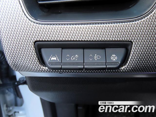 Renault Korea XM3 1.6 GTe Inspire 2024 — фото 16