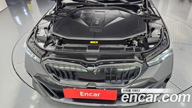 BMW i5 (G60) eDrive 40 M Sport 2024 — фото 6