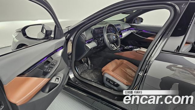 BMW i5 (G60) eDrive 40 M Sport 2024 — фото 10