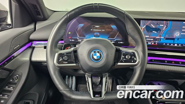 BMW i5 (G60) eDrive 40 M Sport 2024 — фото 13