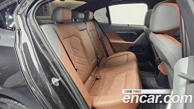 BMW i5 (G60) eDrive 40 M Sport 2024 — фото 26