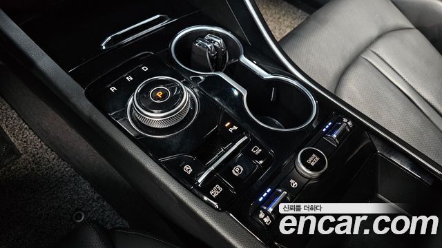 Kia K5 (III) 2.0 Prestige 2023 — фото 9