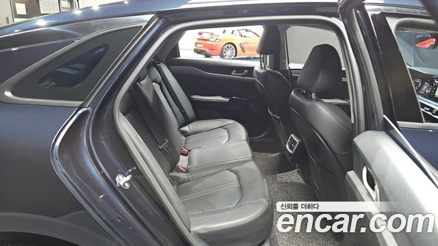 Kia K5 (III) 2.0 Prestige 2023 — фото 11