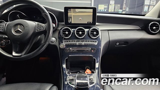 Mercedes-Benz C-Class (W205) C220 d 4MATIC 2017 — фото 13