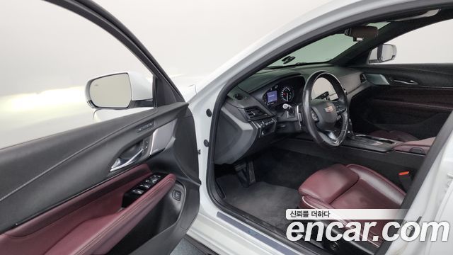 Cadillac CT4 2.0 Sport 2020 — фото 10