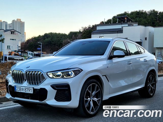 BMW X6 (G06) xDrive40i M Sport 2022 — фото 2