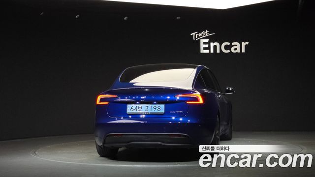 Tesla Model 3 Long Range AWD 2024 — фото 4
