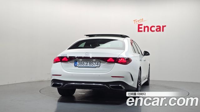 Mercedes-Benz E-Class (W214) E200 AMG Line 2026 — фото 4