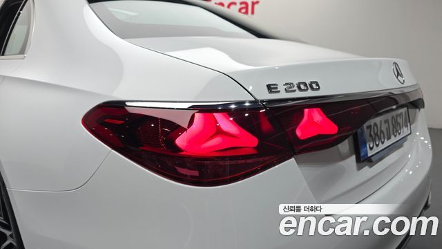 Mercedes-Benz E-Class (W214) E200 AMG Line 2026 — фото 23