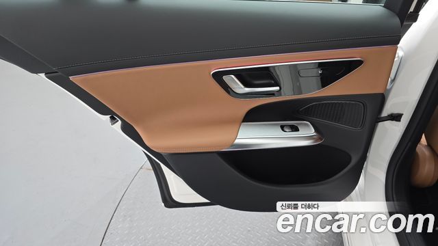 Mercedes-Benz E-Class (W214) E200 AMG Line 2026 — фото 25