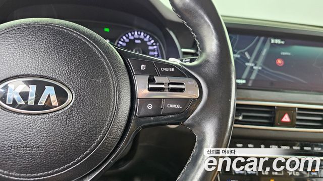 Kia K7 Premier 2.5 GDI Noblesse 2020 — фото 16