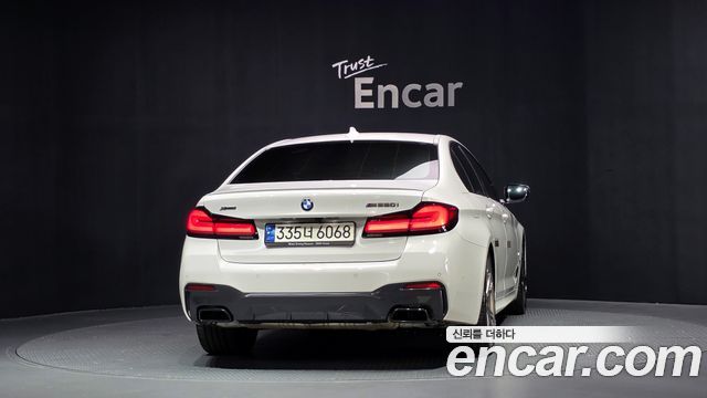 BMW 5 Series (G30) M550i xDrive 2021 — фото 4