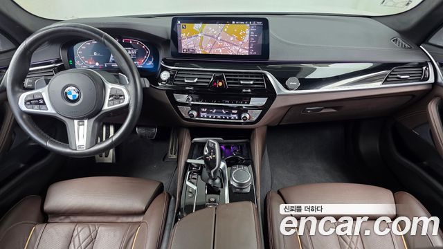 BMW 5 Series (G30) M550i xDrive 2021 — фото 7