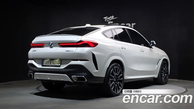 BMW X6 (G06) xDrive40i M Sport 2025 — фото 2