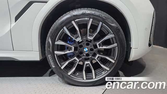 BMW X6 (G06) xDrive40i M Sport 2025 — фото 21