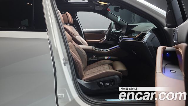 BMW X6 (G06) xDrive40i M Sport 2025 — фото 26