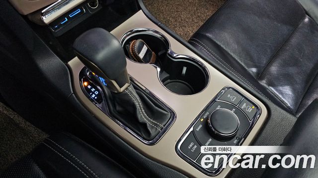 Jeep Grand Cherokee 3.0 Diesel Overland WK2 2016 — фото 9