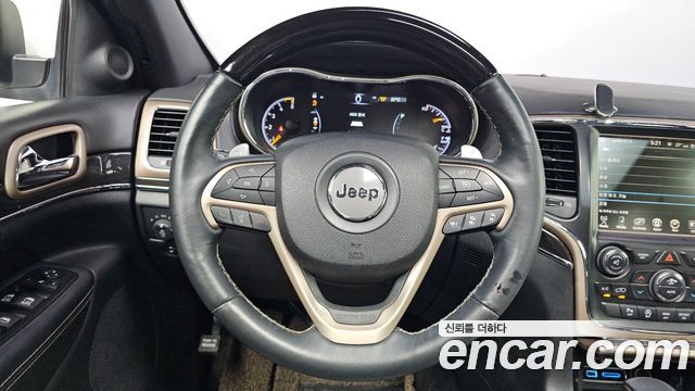 Jeep Grand Cherokee 3.0 Diesel Overland WK2 2016 — фото 14