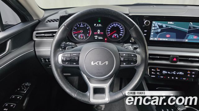 Kia K5 (III) 2.0 Prestige 2022 — фото 13