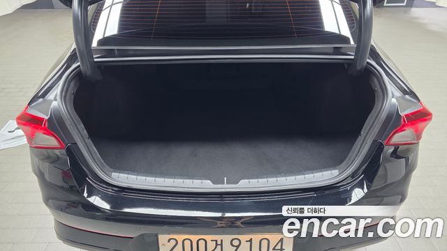 Kia K5 (III) 2.0 Prestige 2022 — фото 20