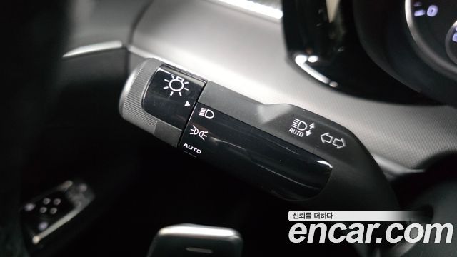 Kia K5 (III) 2.0 Prestige 2022 — фото 28