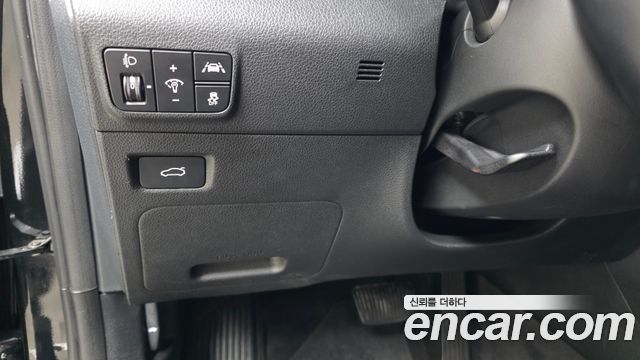 Kia K5 (III) 2.0 Prestige 2022 — фото 32