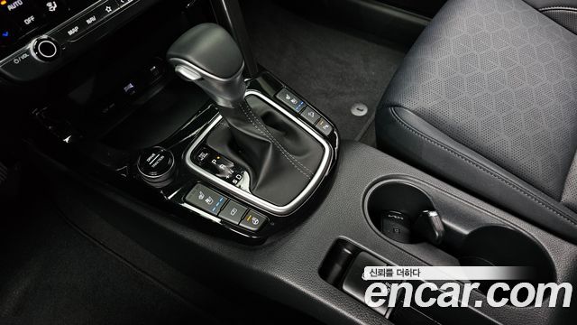 Kia Seltos Gasoline 1.6 Turbo 2WD Prestige 2023 — фото 9