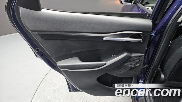 Kia Seltos Gasoline 1.6 Turbo 2WD Prestige 2023 — фото 25