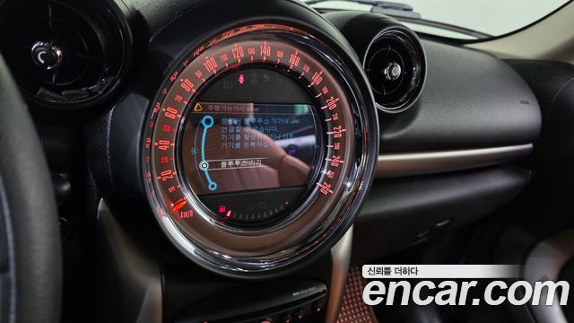 MINI Cooper D Countryman ALL4 1st 2015 — фото 14