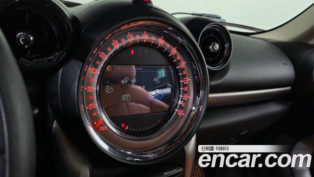 MINI Cooper D Countryman ALL4 1st 2015 — фото 15