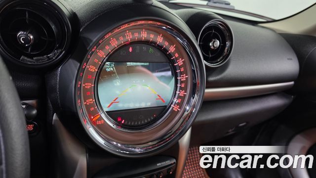MINI Cooper D Countryman ALL4 1st 2015 — фото 16