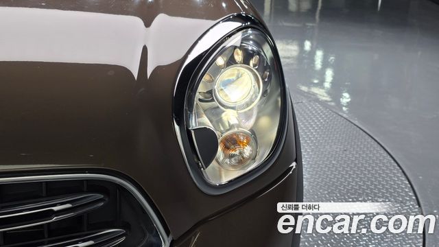 MINI Cooper D Countryman ALL4 1st 2015 — фото 22