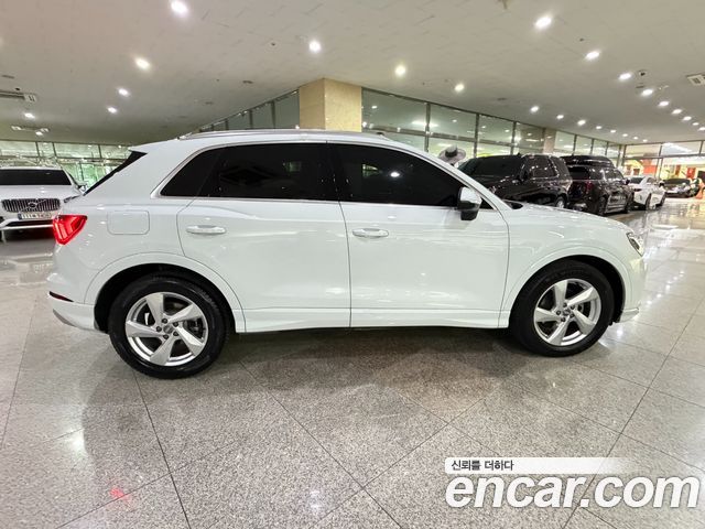 Audi Q3 (F3) 35 TDI Premium 2020 — фото 5