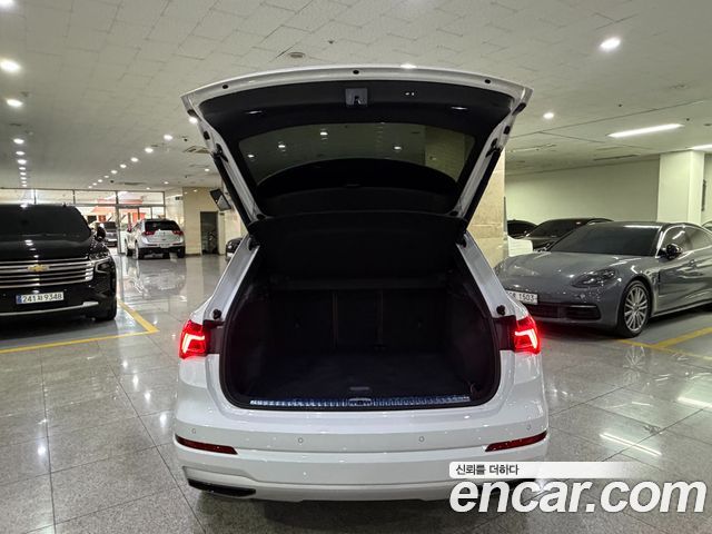 Audi Q3 (F3) 35 TDI Premium 2020 — фото 23