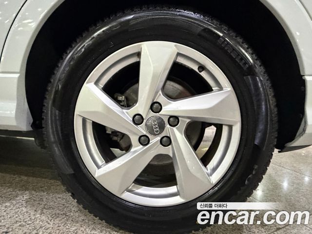 Audi Q3 (F3) 35 TDI Premium 2020 — фото 24