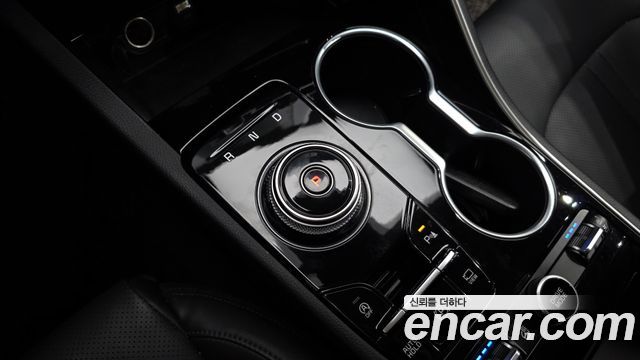 Kia K5 (III) 2.0 Prestige 2022 — фото 9