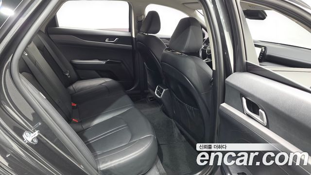 Kia K5 (III) 2.0 Prestige 2022 — фото 12