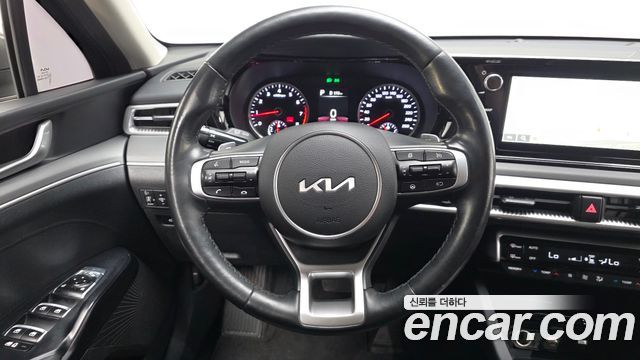 Kia K5 (III) 2.0 Prestige 2022 — фото 13