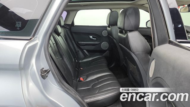Land Rover Range Rover Evoque 2.2 SD4 Pure 2015 — фото 16