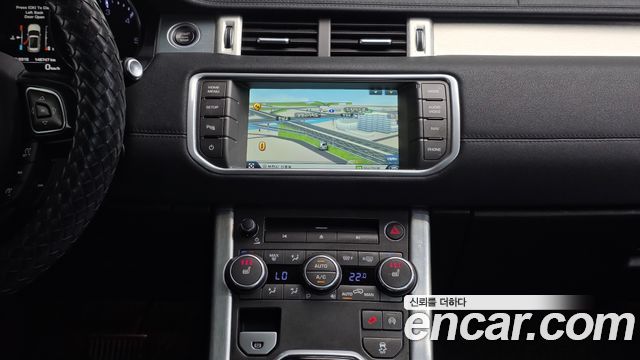 Land Rover Range Rover Evoque 2.2 SD4 Pure 2015 — фото 18