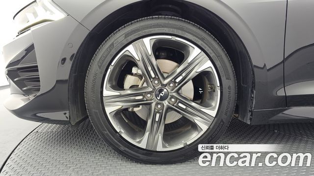 Kia K5 (III) 2.0 Signature 2023 — фото 5